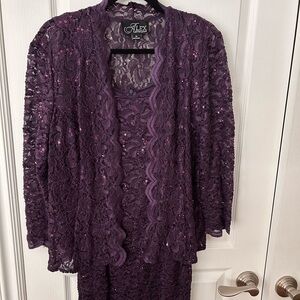 Women’s Alex Evenings Set